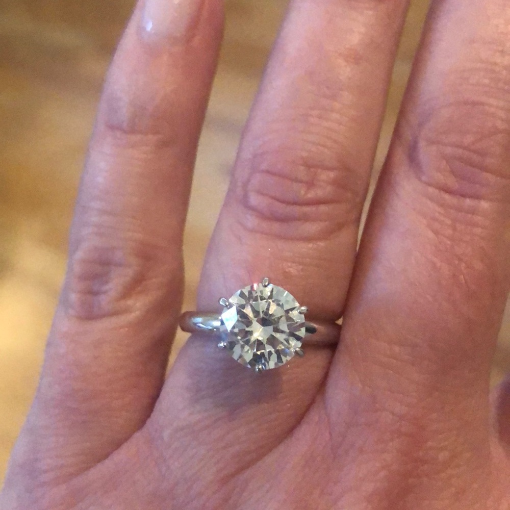 Gorgeous 3 Carat Simulated Diamond Round Cut Ring